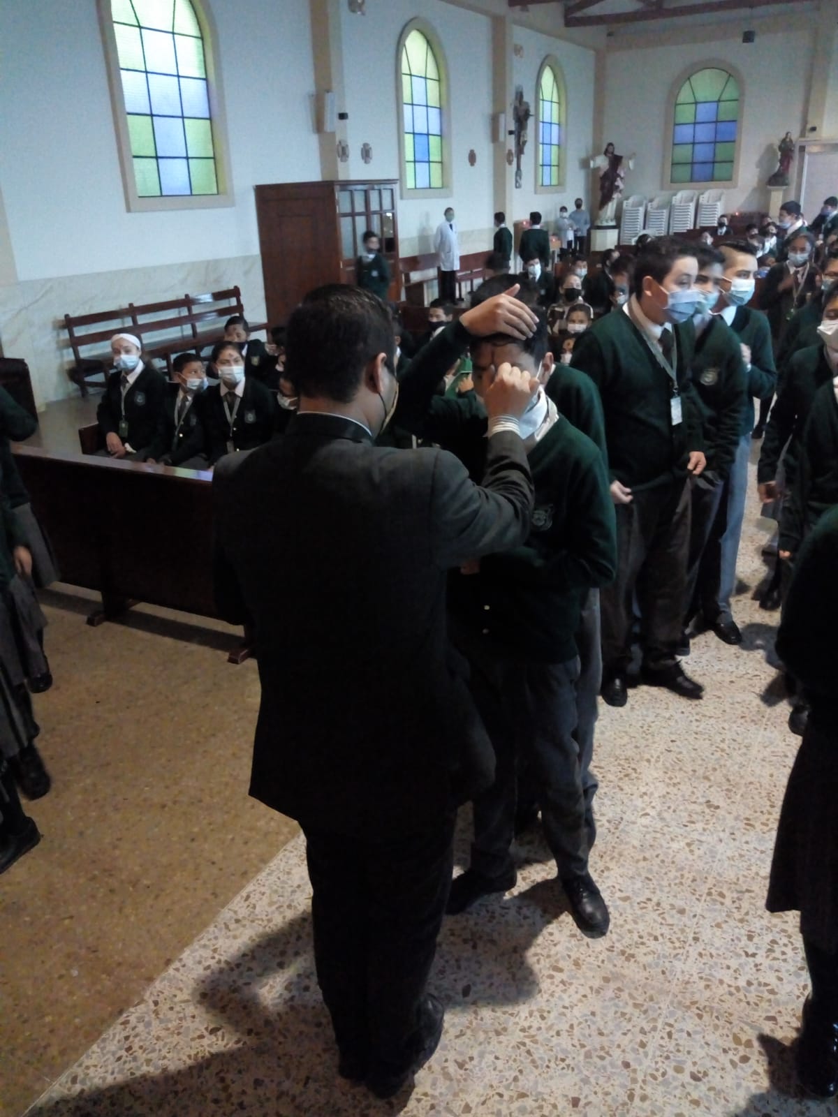 Imposición de Ceniza al Colegio Cofraternidad de San Fernando.