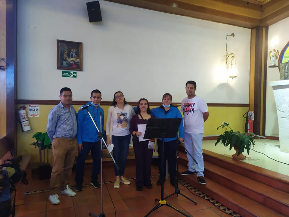 Adoración