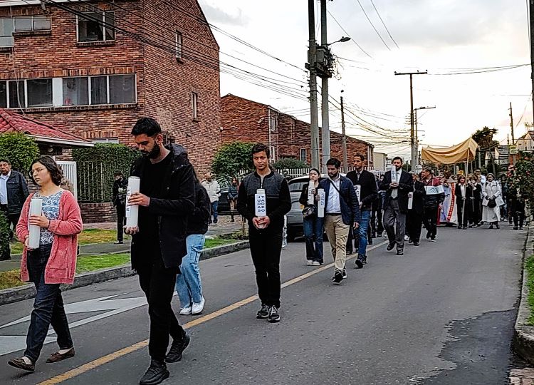 PROCESIÓN