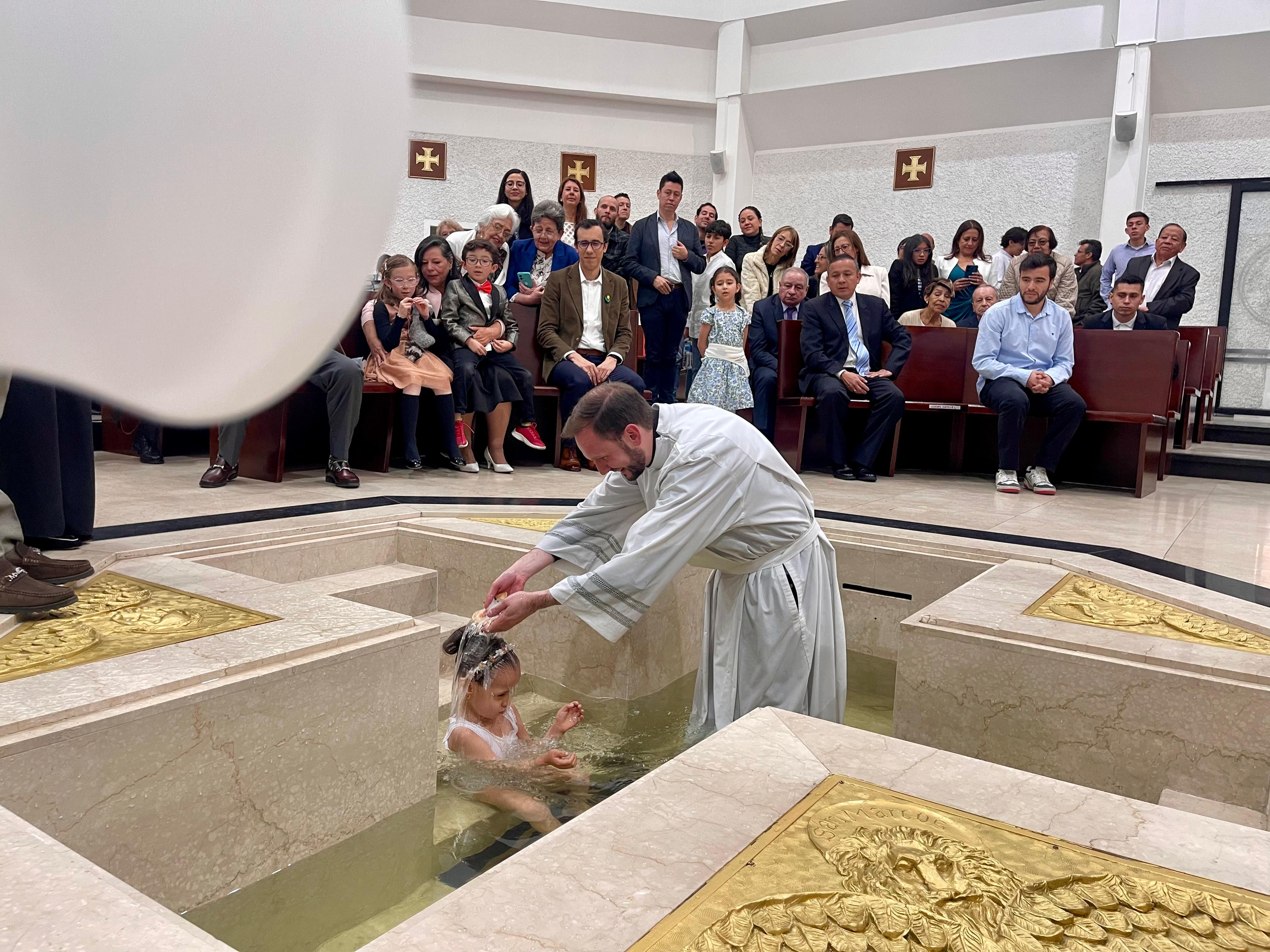 Bautismo por inmersión 1207 10