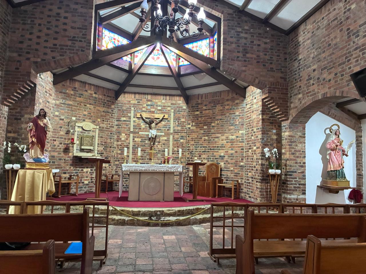 SANTA AMELIA