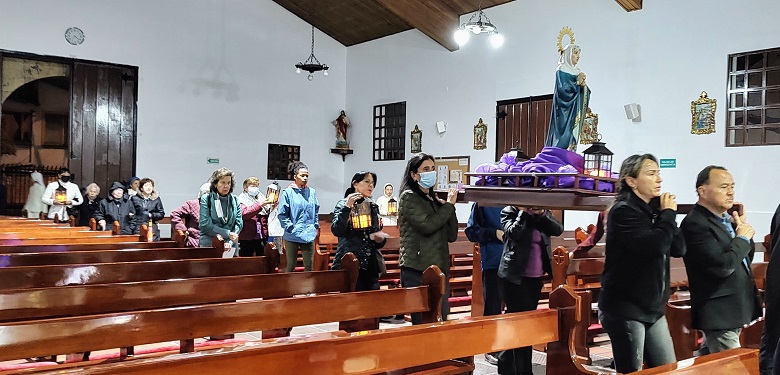 entrando al templo