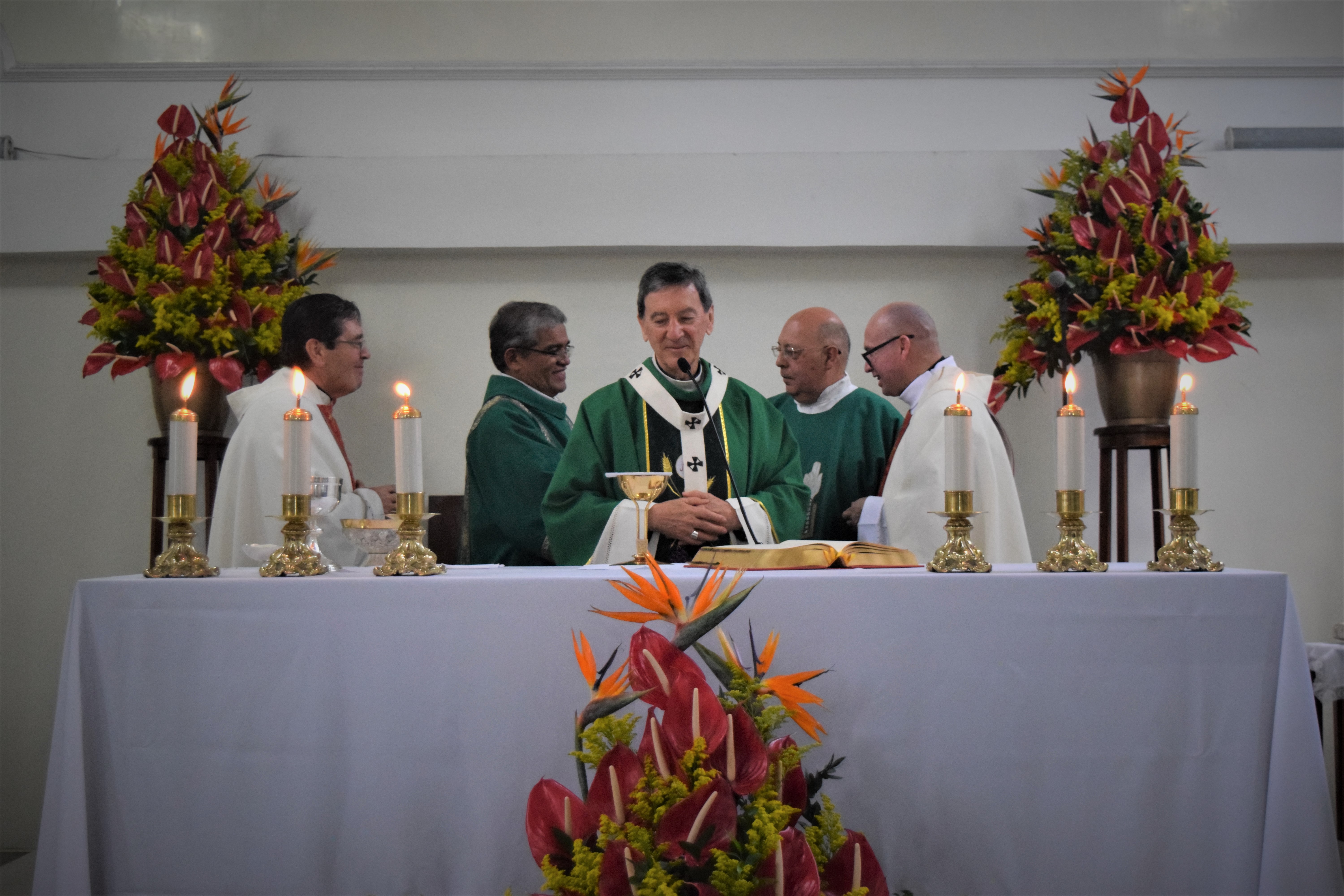 https://arquimedia.s3.amazonaws.com/291/fiesta-patronal-santa-maria-goretti/foto-cardenal-editadajpg.jpg