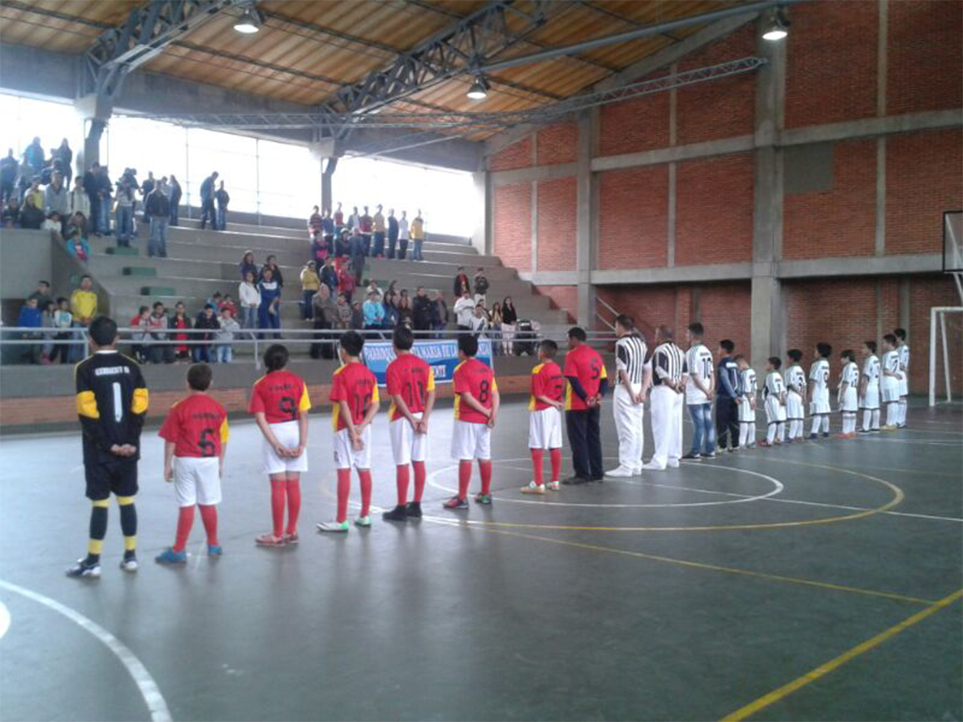 https://arquimedia.s3.amazonaws.com/1/imagenes-johan/copa-futsal-2014-finaljpg.jpg