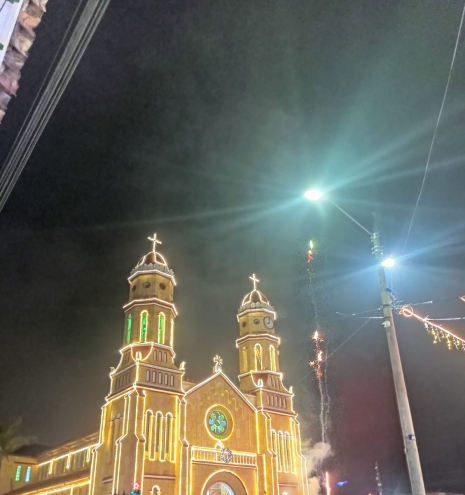 ILUMINACIÓN DEL TEMPLO FACHADA EXTERNA
