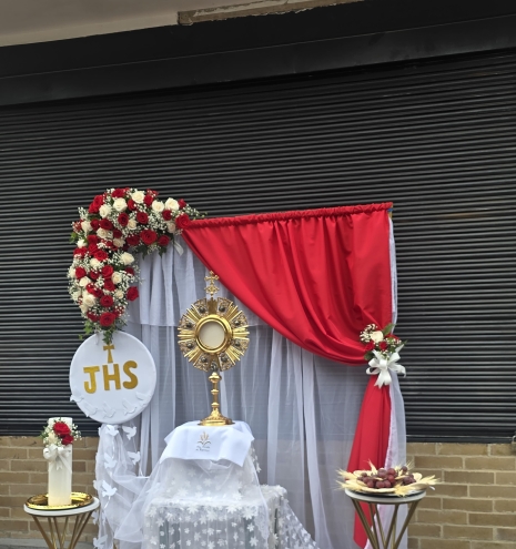 g