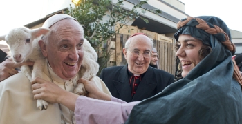 https://arquimedia.s3.amazonaws.com/27/sacerdotes/papa-francisco-oveja-1jpg.jpg