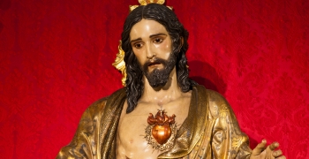 https://arquimedia.s3.amazonaws.com/27/formacion/sagrado-corazon-de-jesusjpg.jpg